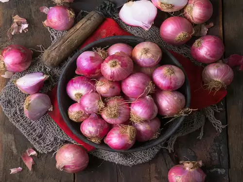تاثیر کود کامل شوک ۱۰ ایکس بر پیاز