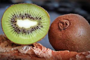 بهترین زمان هرس کیوی