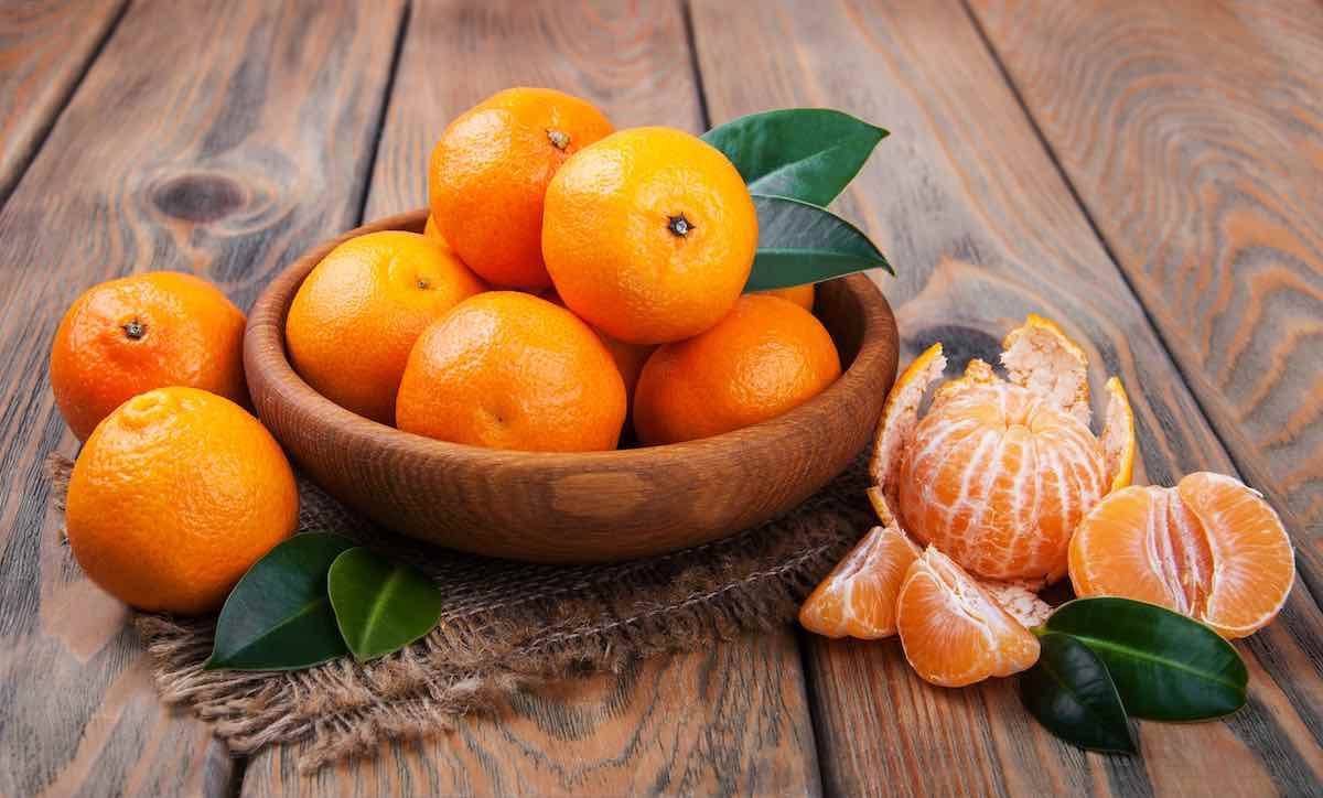 کود مایع مرغی برای نارنگی