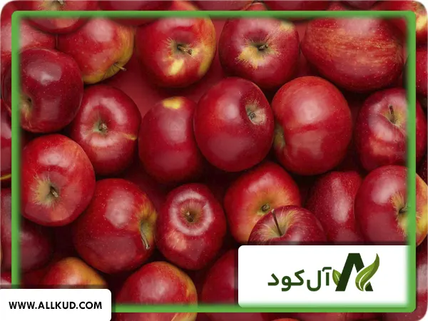 چه عناصری باعث رنگ آوری در درختان سیب قرمز میشود؟